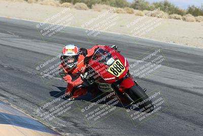 media/Dec-04-2025-Racers Edge (Thu) [[5ebc9f124d]]/3-B Group/7-Session 4 (Turn 10 Inside)/